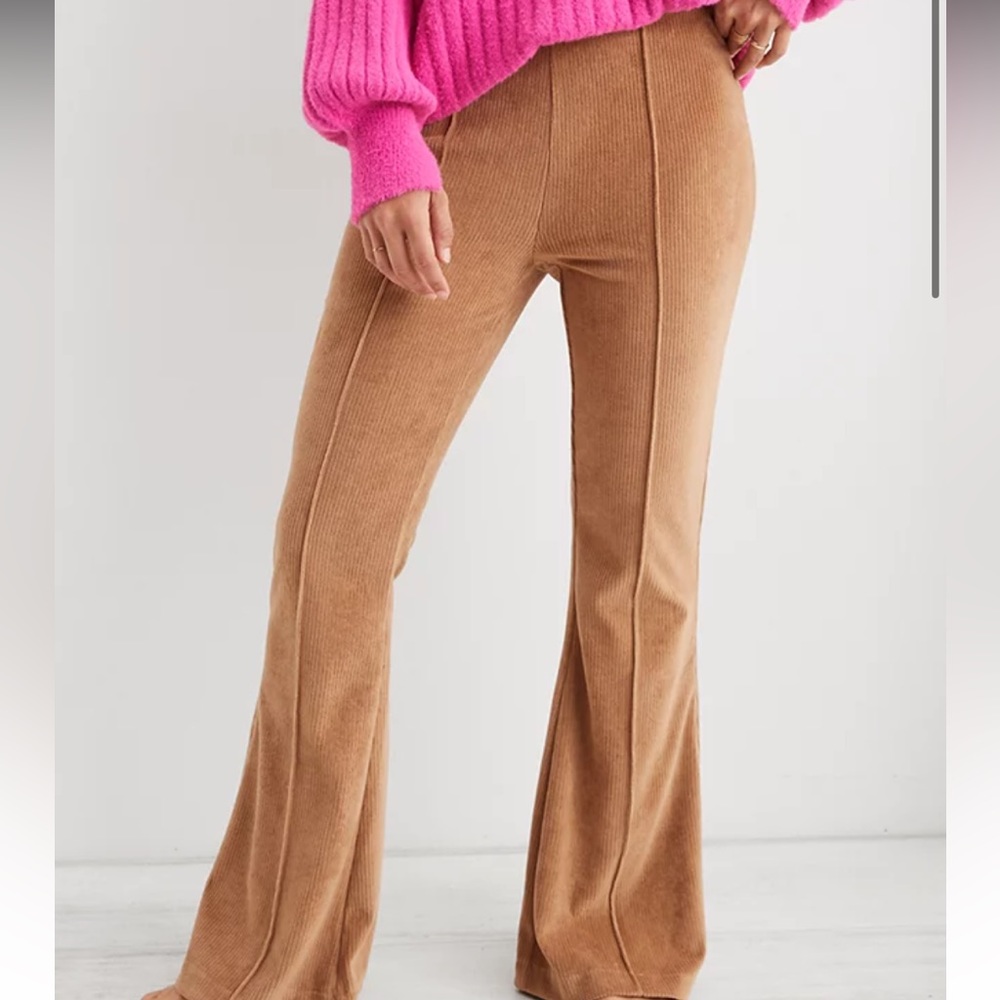 Aerie Groove-On Rib Velour Flare Pant